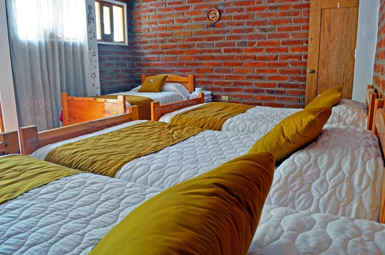 Lagoon Hotel Chugchilan Экстерьер фото
