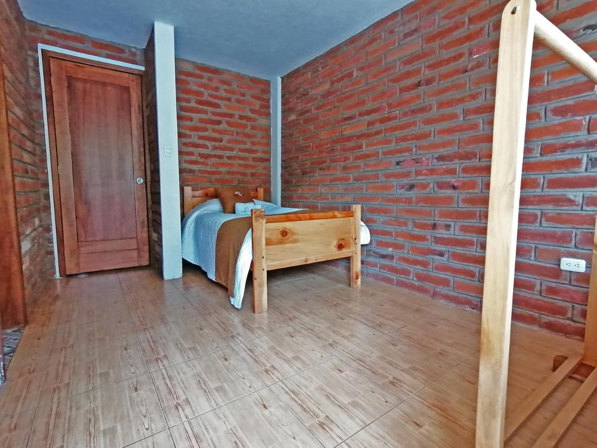 Lagoon Hotel Chugchilan Экстерьер фото