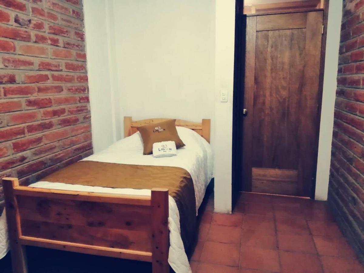 Lagoon Hotel Chugchilan Экстерьер фото